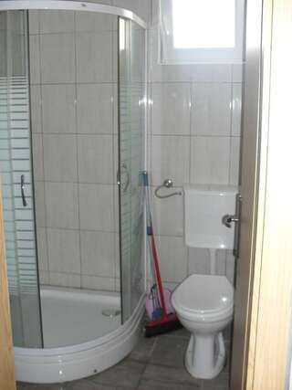 Апартаменты Studios Gigović Сутоморе Номер-студио с балконом (для 3 взрослых)-7