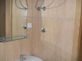 Апартаменты Studios Gigović Сутоморе Номер-студио с балконом (для 5 взрослых)-5